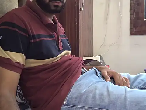 Snapshot of brownie_cake_cb chatting on 29, 10, 2025 brownie cake cb online show from 29, 10, 2025