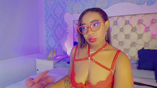 CaseyMoon online show from 16, 2, 2026