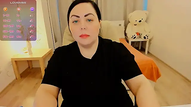 Nina Hopper online show from 13, 1, 2026