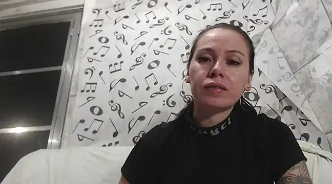 Venusluxodomme online show from 7, 12, 2024