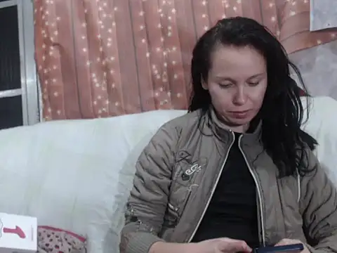 Venusluxodomme online show from 17, 5, 2026