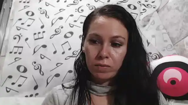 Venusluxodomme online show from 2, 12, 2024
