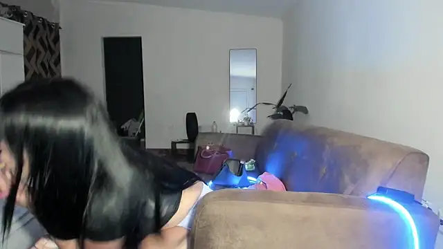 kiarafonseca  online show from 18, 11, 2025