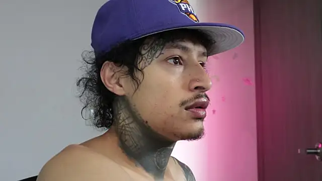 trieone online show from 12, 4, 2026