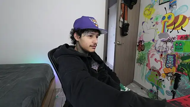 trieone online show from 13, 2, 2026