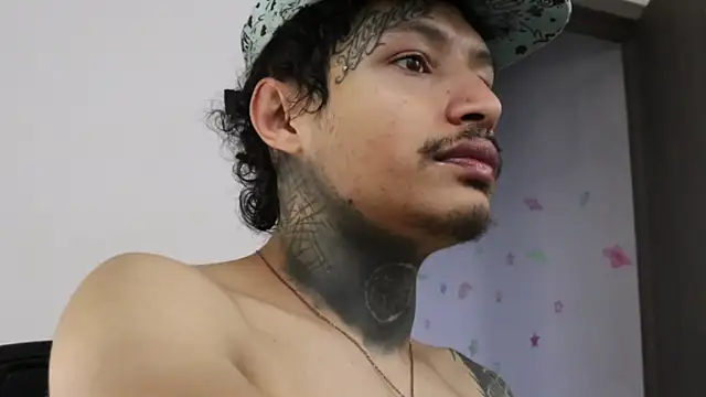 trieone online show from 2, 11, 2025