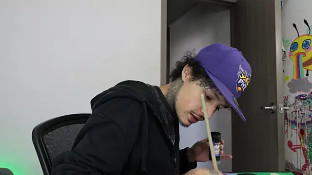 trieone online show from 8, 3, 2026