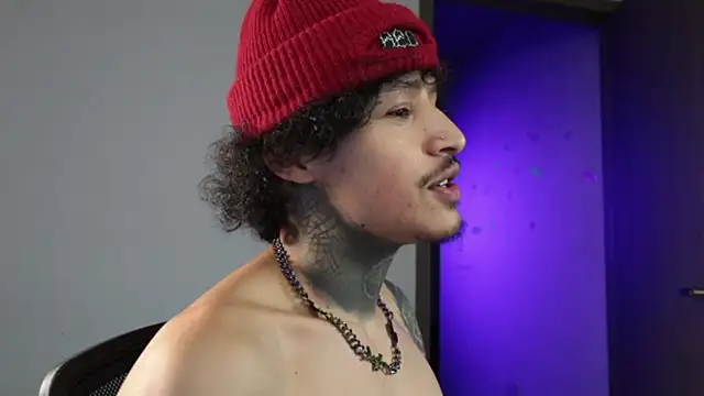 trieone online show from 18, 4, 2026