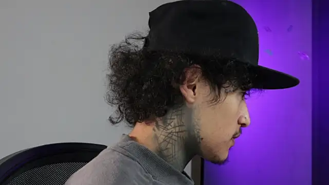 trieone online show from 15, 4, 2026