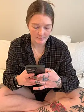 PussiesnCream  online show from 18, 2, 2026