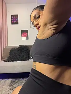 Snapshot of Victoria14_ chatting on 26, 10, 2025 Victoria14 online show from 26, 10, 2025