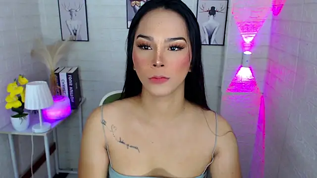 urnaughtydolly69 online show from 25, 11, 2025