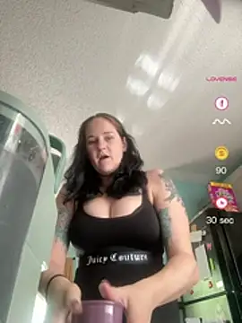 Snapshot of lolabunny9 chatting on 24, 5, 2026 lolabunny9 online show from 24, 5, 2026