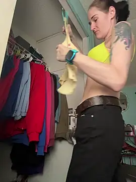 lolabunny9 online show from 1, 12, 2025