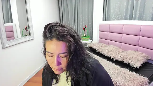 gaby trent online show from 9, 7, 2026