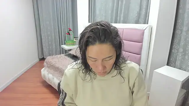 gaby trent online show from 16, 7, 2026