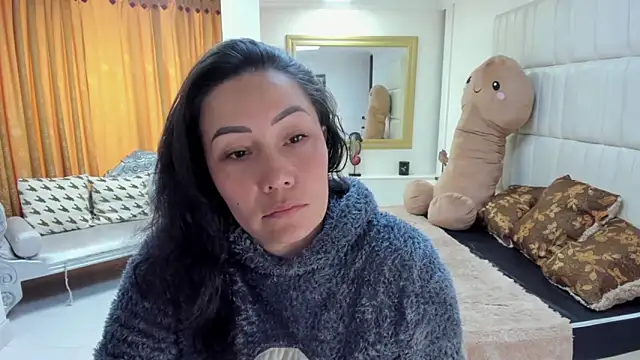 Snapshot of gaby_trent chatting on 4, 11, 2025 gaby trent online show from 4, 11, 2025