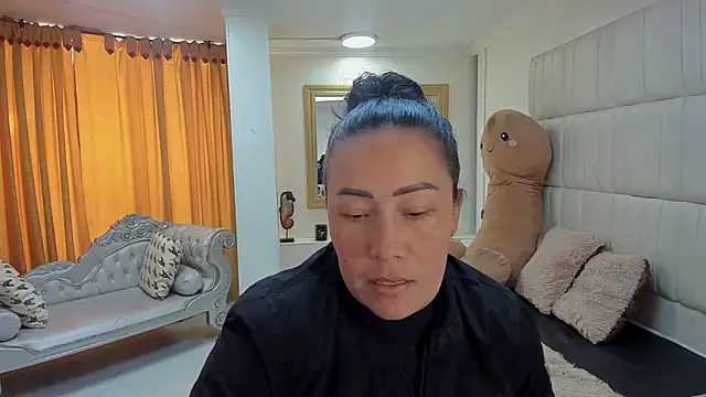 gaby trent online show from 5, 2, 2026