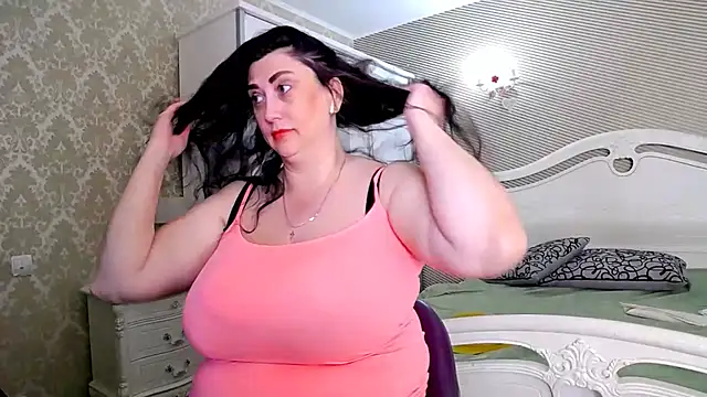 Snapshot of Evelyn_Shy chatting on 21, 5, 2026 Evelyn Shy online show from 21, 5, 2026
