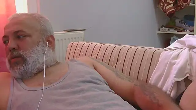 Snapshot of husoizmir chatting on 20, 7, 2026 husoizmir online show from 20, 7, 2026