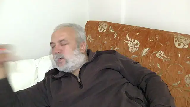 Snapshot of husoizmir chatting on 17, 2, 2026 husoizmir online show from 17, 2, 2026