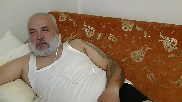 Snapshot of husoizmir chatting on 20, 12, 2025 husoizmir online show from 20, 12, 2025