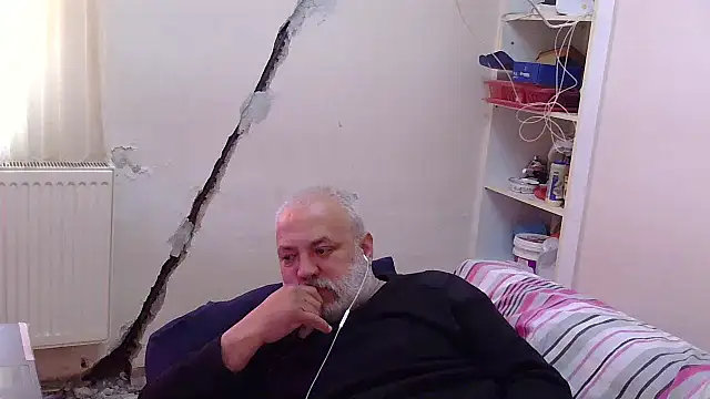 husoizmir online show from 21, 4, 2026