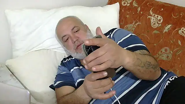 Snapshot of husoizmir chatting on 16, 1, 2026 husoizmir online show from 16, 1, 2026