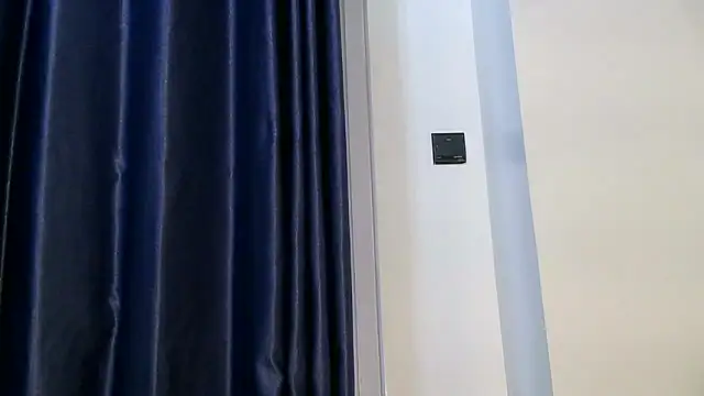 Snapshot of katt008 chatting on 28, 9, 2025 katt008 online show from 28, 9, 2025