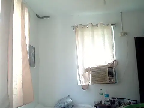 bigcockkyla online show from 4, 3, 2026