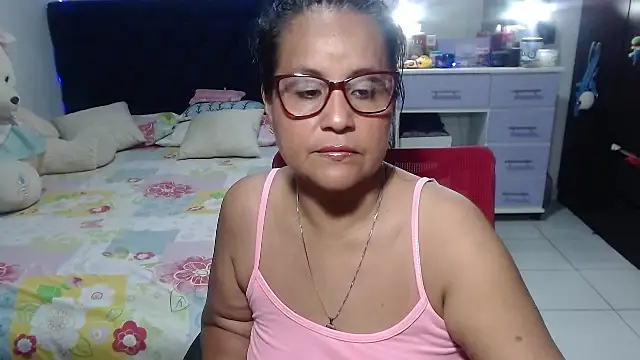 pervert mommy  online show from 20, 4, 2026