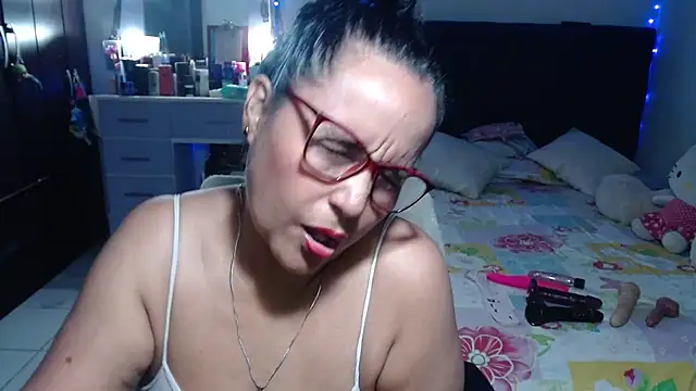 pervert mommy  online show from 20, 7, 2026
