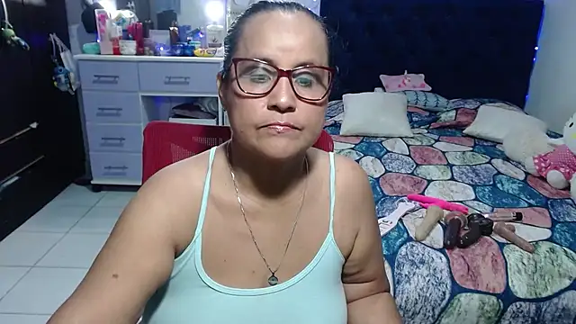 pervert mommy  online show from 29, 5, 2026