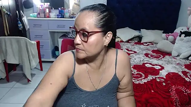 pervert mommy  online show from 9, 6, 2026