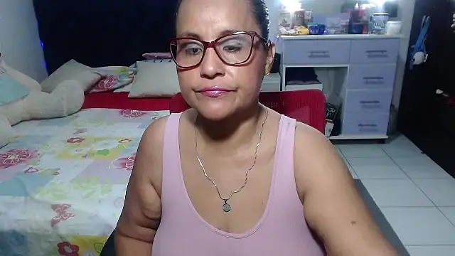 pervert mommy  online show from 21, 4, 2026