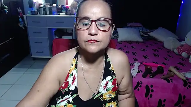 pervert mommy  online show from 13, 7, 2026