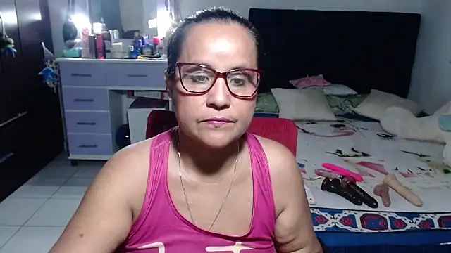 pervert mommy  online show from 1, 7, 2026