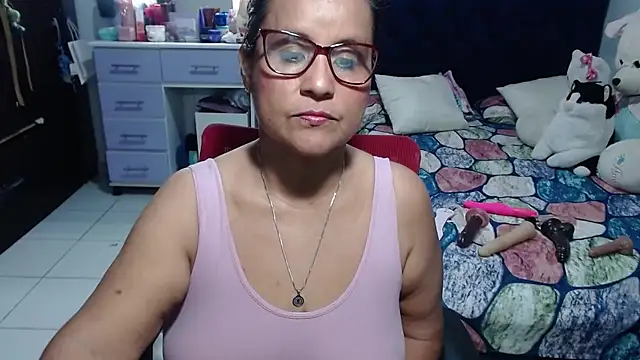 pervert mommy  online show from 5, 6, 2026