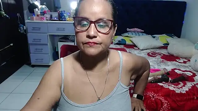 pervert mommy  online show from 27, 5, 2026
