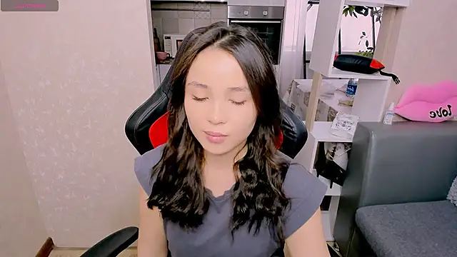 AyaMoon online show from 13, 10, 2025