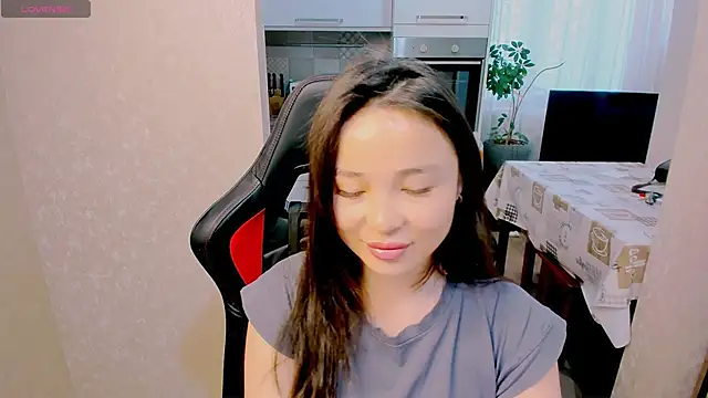 AyaMoon online show from 11, 11, 2025