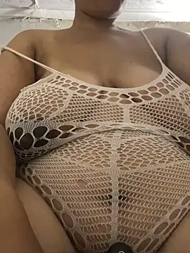 Snapshot of XHotJuicyBootyXX chatting on 24, 4, 2026 XHotJuicyBootyXX online show from 24, 4, 2026
