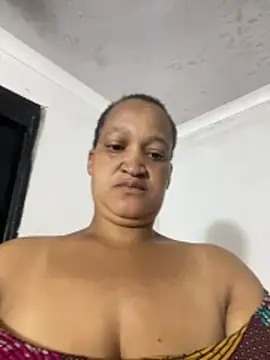 Snapshot of XHotJuicyBootyXX chatting on 6, 5, 2026 XHotJuicyBootyXX online show from 6, 5, 2026