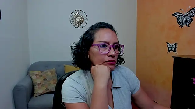 Snapshot of scarlet_wet chatting on 20, 5, 2026 scarlet wet online show from 20, 5, 2026