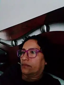 scarlet wet online show from 3, 3, 2026