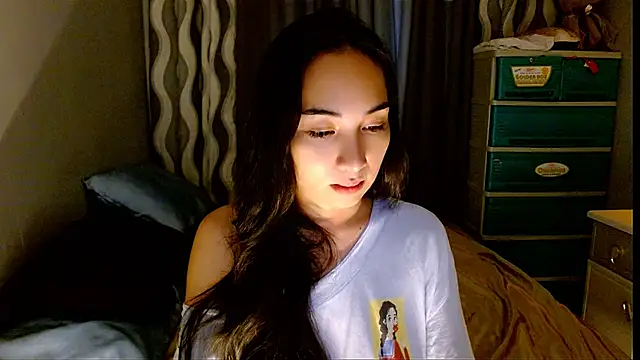 SweetLilly 18 online show from 29, 6, 2026