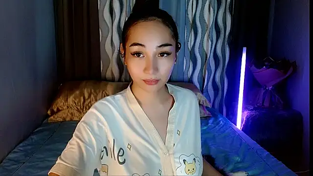 SweetLilly 18 online show from 24, 4, 2026