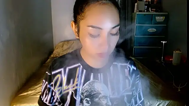 Snapshot of SweetLilly_18 chatting on 22, 2, 2026 SweetLilly 18 online show from 22, 2, 2026