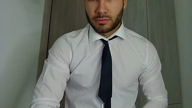 Snapshot of Justynn1 chatting on 12, 4, 2026 Justynn1 online show from 12, 4, 2026