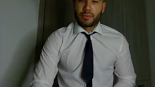 Snapshot of Justynn1 chatting on 16, 5, 2026 Justynn1 online show from 16, 5, 2026